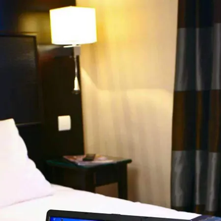 Convention Montparnasse 3*