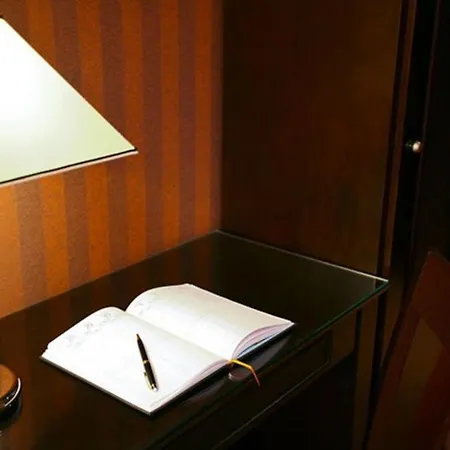 コンベンション モンパルナス パリ