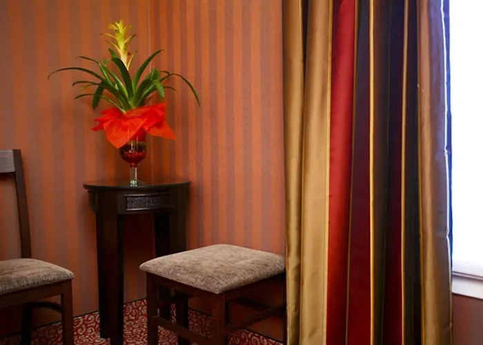 Convention Montparnasse Hotel